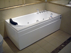 Акриловая ванна Gemy G9006-1.5 B R