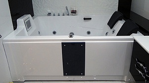 Акриловая ванна Gemy G9061 O L