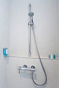 Смеситель Grohe Essence 33636000 для душа