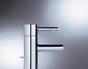 Смеситель Grohe Essence 33532000 для раковины