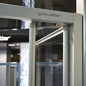 Душевая дверь в нишу GuteWetter Practic Door GK-404 правая (88-92)x190 стекло бесцветное, профиль мат. хром