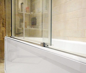 Шторка на ванну GuteWetter Slide Part GV-865 правая 220x80 см стекло бесцветное, профиль хром