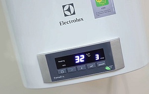 Водонагреватель Electrolux EWH 30 Formax DL